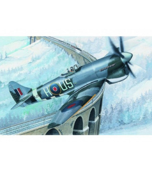 Model Hawker Tempest MK.V 14,2x17,3cm v krabici 25x14,5x4,5cm Model Hawker Tempest MK.V 14,2x17,3cm v krabici 25x14,5x4,5cm