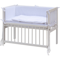 Scarlett Dětská postýlka Baby Scarlett bílá s kompletní výbavou - Martin bílá - 90 x 41 cm Scarlett Dětská postýlka Baby Scarlett bílá s kompletní výbavou - Martin bílá - 90 x 41 cm