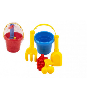 Sada na písek 5ks plast kbelík, lopatka, hrabičky, bábovka 2ks 3 barvy v síťce11x18x11cm 12m+ Sada na písek 5ks plast kbelík, lopatka, hrabičky, bábovka 2ks 3 barvy v síťce11x18x11cm 12m+