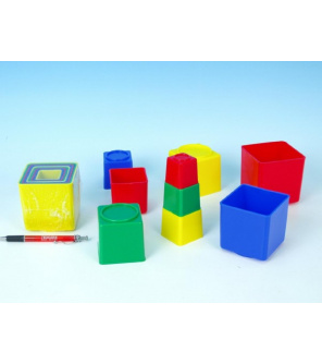 Kubus pyramida skládanka hranatá plast asst 4 barvy 9ks v sáčku 9x9x9cm 12m+ Kubus pyramida skládanka hranatá plast asst 4 barvy 9ks v sáčku 9x9x9cm 12m+