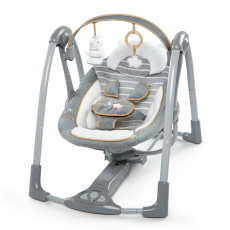 INGENUITY Houpačka konvertibilní cestovní s melodií Bella Teddy™ 0m+ do 9kg INGENUITY Houpačka konvertibilní cestovní s melodií Bella Teddy™ 0m+ do 9kg