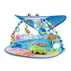 DISNEY BABY Deka na hraní světelná Hledá se Nemo - Pan Rajka 0m+ 2019 DISNEY BABY Deka na hraní světelná Hledá se Nemo - Pan Rajka 0m+ 2019