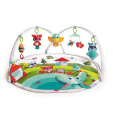 Hrací deka s hrazdou Meadow Days Dynamic Gymini